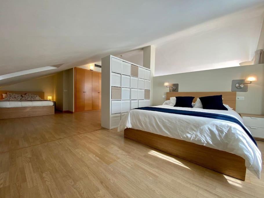 Exclusive Beachfront Penthouse 阿尔马亚特阿尔托 外观 照片
