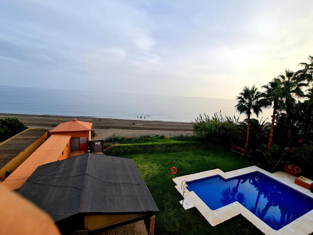 Exclusive Beachfront Penthouse 阿尔马亚特阿尔托 外观 照片